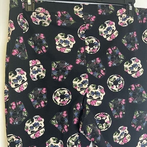 Star Wars Womens Size 3 Black Floral Leggings Exercise Workout Pants Stretchy - Picture 9 of 15